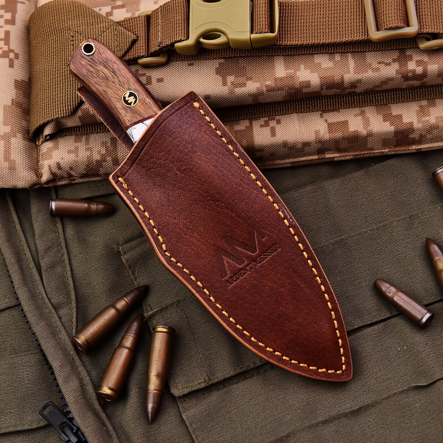 AM Flint Placed in the custom made genuine leather sheath