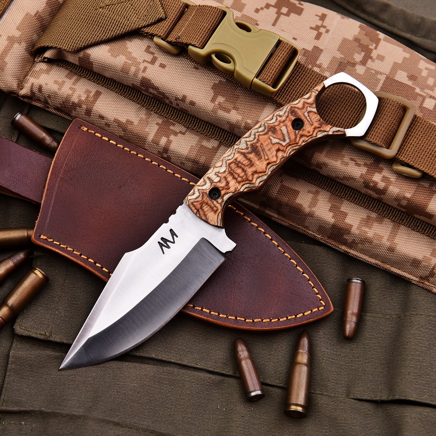 AM Onyx Fixed Bade Knife with its premium sheath