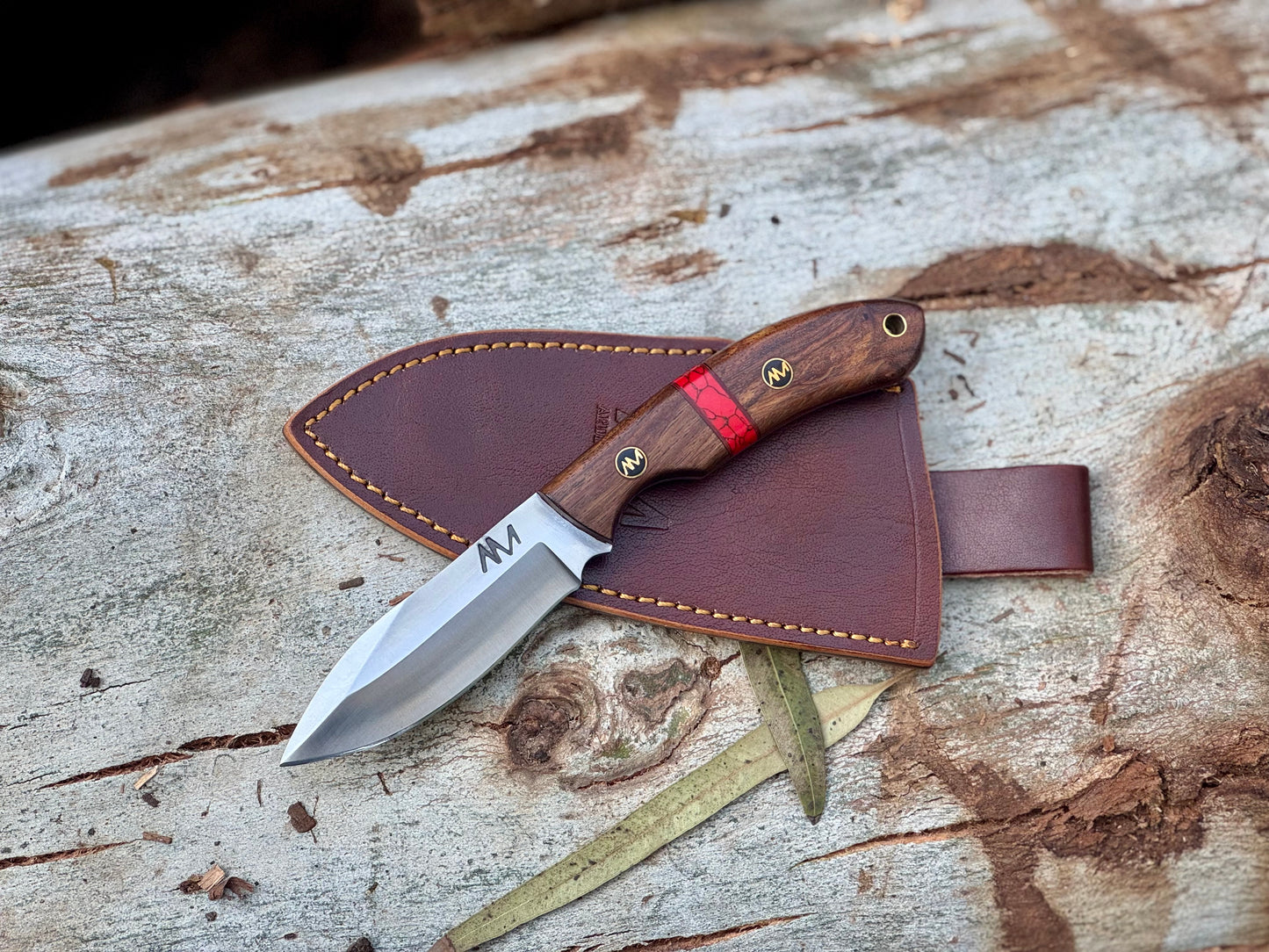 AM Phoenix Hunting with its premium leather sheathKnife