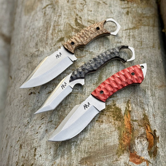 Textured Handle Hunting Knives