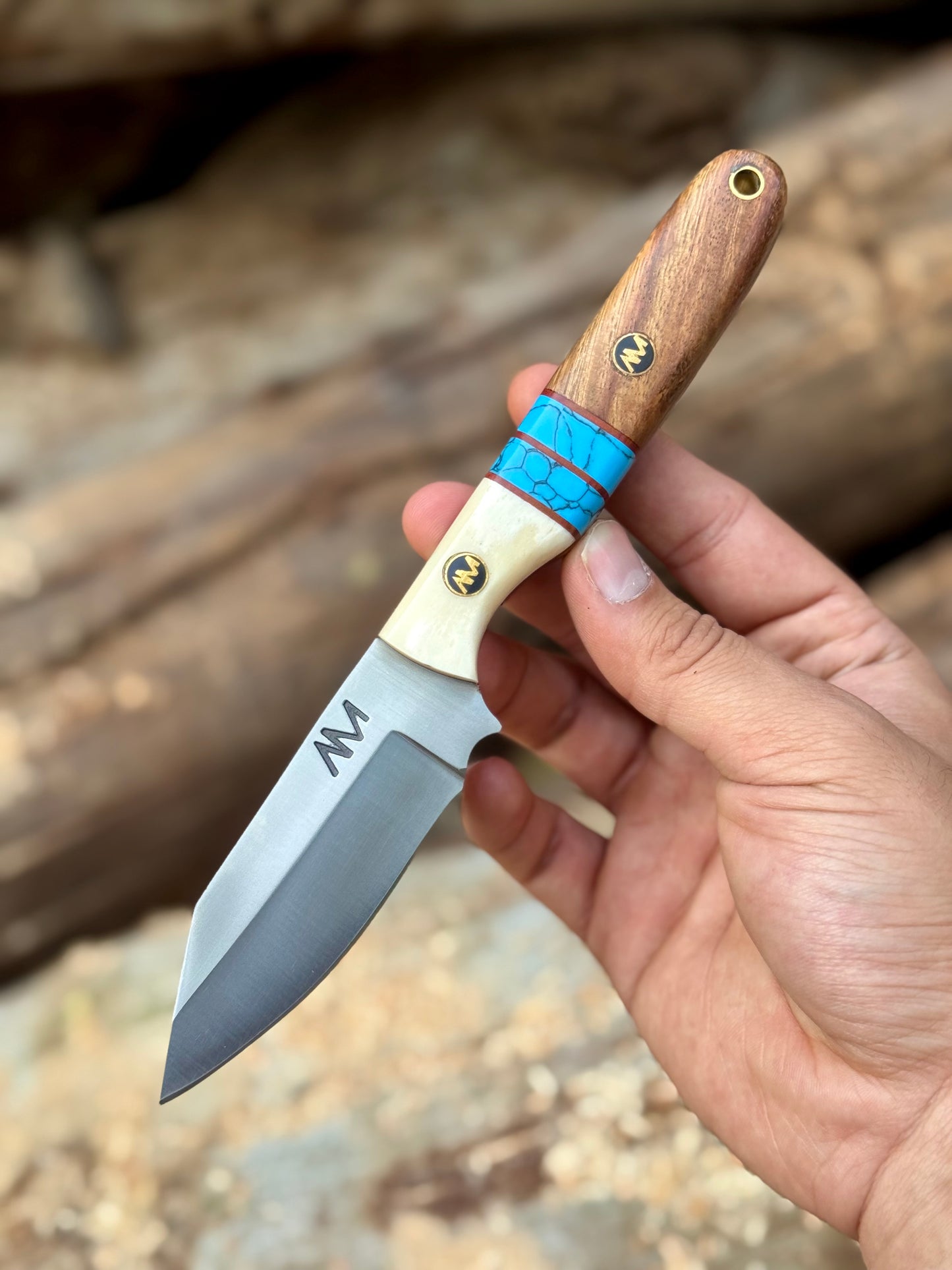 Custom handmade outdoor knife with high edge retention and balanced weight