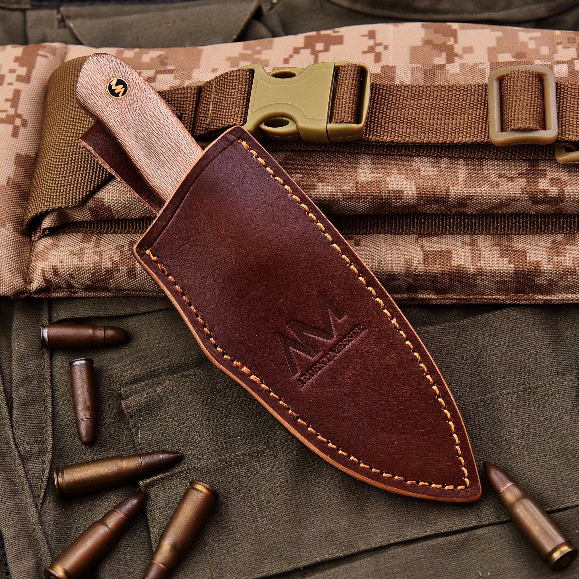 AM Sandstorm fixed blade knife in premium leather sheath