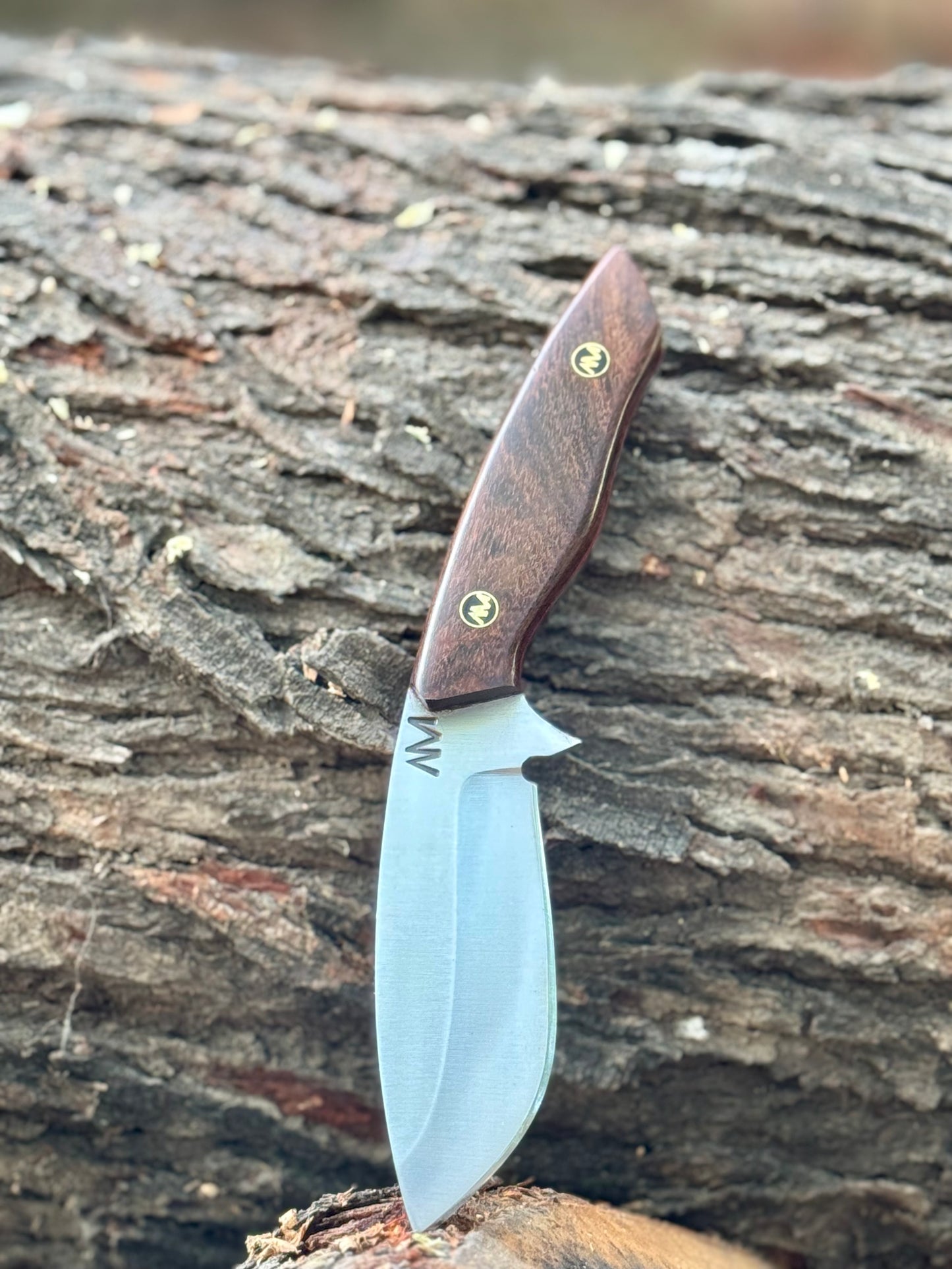 Ideal Knife for Outdoor Task